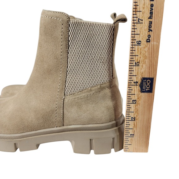 Blondo Chelsea Boots 10M Women Bandit Chunky Waterproof Taupe Suede Leather NEW - Picture 10 of 12